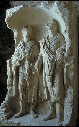 Stèle de deux époux