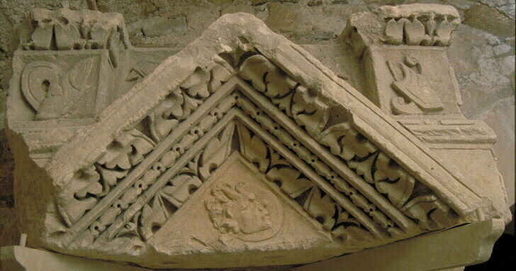 stèle
