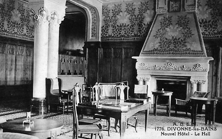 Divonne Les Bains. Nouvel hôtel. le hall