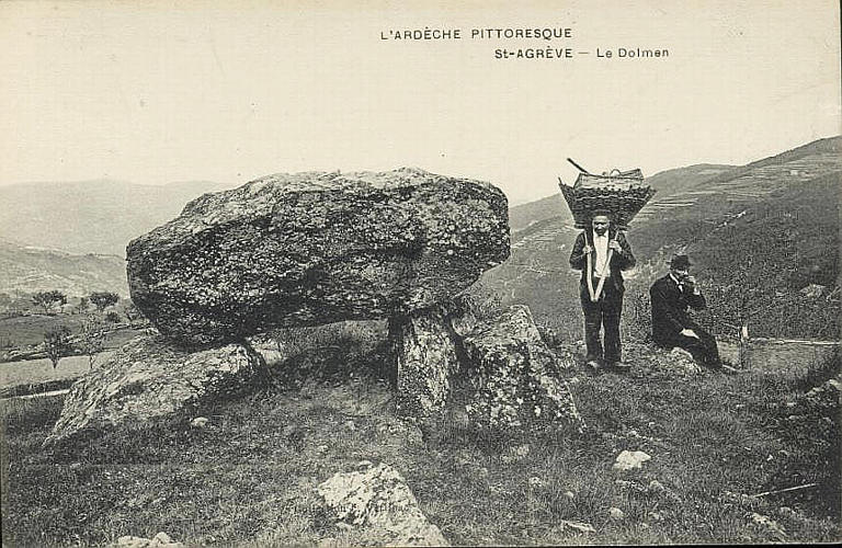 L'ARDECHE PITTORESQUE / St-AGREVE - Le Dolmen