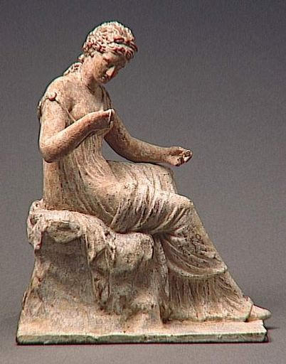 Femme assise